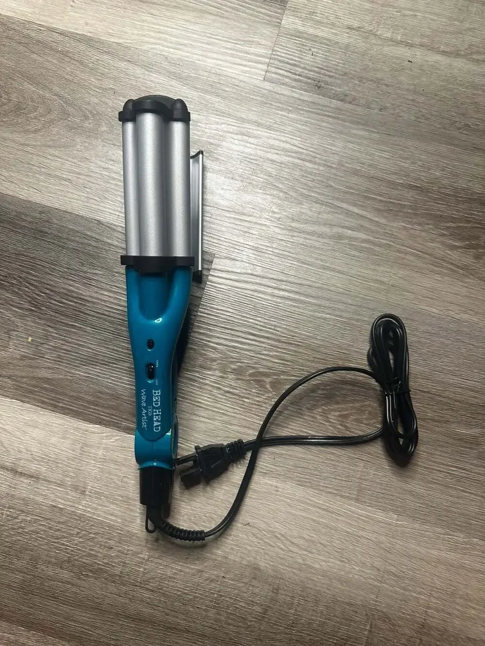 TIGI Bed Head Wave Artist Tourmaline Ceramic Deep Hair Waver in Turquoise